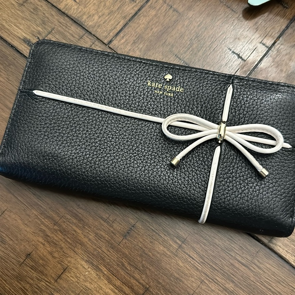 Kate spade wallet